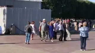Танцы народов мира на опенэйре в Санкт Петербурге летом 2020 года
