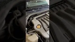 Renault Laguna 3 VIN Number location