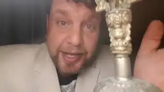 Комментарии на ютубе это смысл моей жизни.