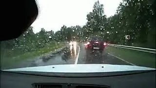 Зря на обгон пошёл 😬😦😂