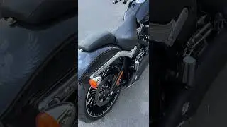 Как звучит Harley-Davidson Breakout. Харлей.