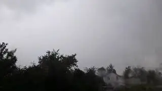 Очень близкий удар молнии