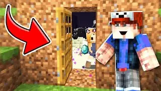 MINECRAFT, ALE DRZWI TELEPORTUJĄ NAS W RÓŻNE MIEJSCA! | Vito i Bella