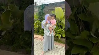 Ayu ingin foto bareng sama bu pipi