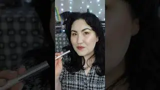 Trying Clinique's Black Honey lipstick for the first time! (the last person on earth to do so lol)