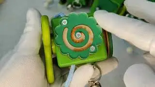 бизикубик модель 1 с мишкой и спиннером от biziwood, busy board