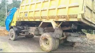 evakuasi truck terguling