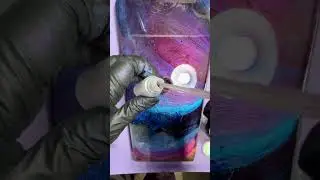 Explore New Dimensions in Resin Art with Jess's Mica Powder Technique! 🌌✨