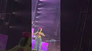 NICKI MINAJ PERFORMS STARSHIPS AT ROLLING LOUD 😱 #gagcity