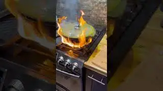 🔥🤣 #cooking #fire #огонь #thatshowwecook #chef #cheflife #receipt #огонь #готовка