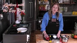 Use an egg ring to fry an egg even with sight loss.