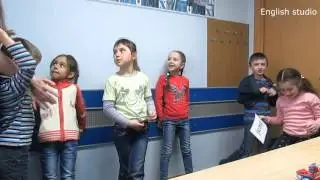 Present Continuous Questions game. Английский для детей