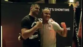 Dzevad Poturak vs Daniel Ghita Staredown and Weigh-in it's Showtime 57 & 58 Brussels 2012