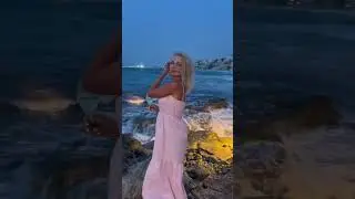 Вечерний жаркий Крит. Prosecco в бокале.