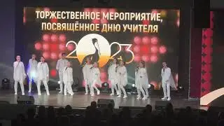 Эстрадный хор 