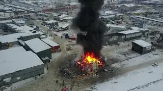 Видео пожара на авто рынке Знаменский от dji38