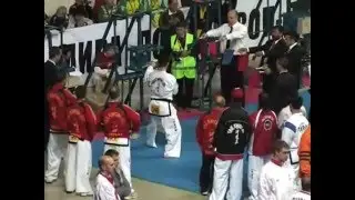 Разбивание. Чемпионат мира по таэквон-до ИТФ. 2009 г.