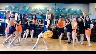 HIT THE FLOOR -  Line Dance  ( CF-  Rimau )