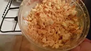Spicy salad with chicken