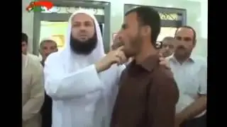 EMOCIONALE  Flet për herë të parë pasi Hoxha i lexon Kuran (Rinia Islame 2014)