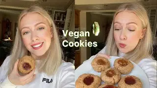 FOLLOWING A MIA'S LIFE VEGAN COOKIE RECIPE