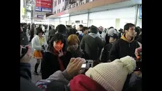 MIDDLE AGED OTAKU, BIG CAMERAS & COSPLAY