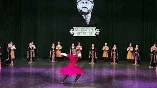 Красивый чеченский танец
