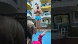 🛟THE GIRL IS VERY BRAVE AND HELPING HER DAD! 🤭
