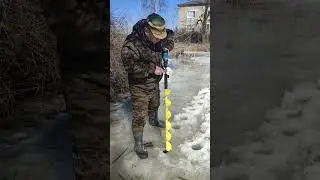 На что способен маленький АКБ с ледобуром