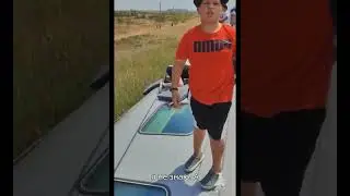 поезд Казань-Адлер столкнулся с КАМАЗом,