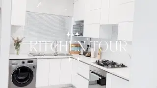 KITCHEN TOUR