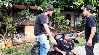 Maling Motor Sendiri | Sitkom 22