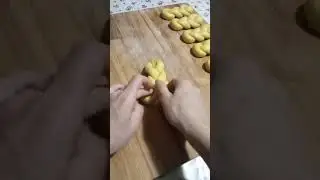 Плетение булочек косичек из одного жгута
