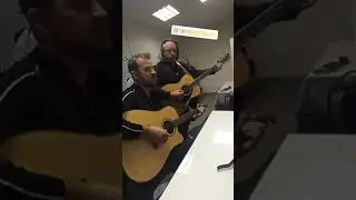 От того и дороги мне люди, что живут со мною на земле. Алексей Петрухин. 