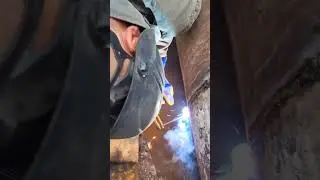 Сварка труб диаметром 630 #welding #welder #рдс #сваркатруб #газорезка #weld #сварка #wood #стройка