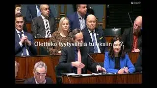 Riikka Purra grillaa Pääministeri Sanna Marinia viimeistä kertaa kyselytunnilla 2.3.2023