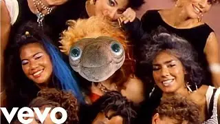 Girls Just Want To Have Fun (Cyndi Lauper Rogue E.T. Parody)