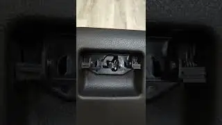 Быстрый ремонт бардачка Toyota Corolla 2014