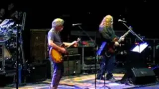 Another short clip of The Dead performing Easy Wind @ Verizon Center on 4/14/09