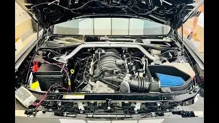 2011 Dodge Challenger 6.4 HEMI V8 - Engine Detaiing