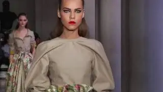 Carolina Herrera Woman New York SS 2017