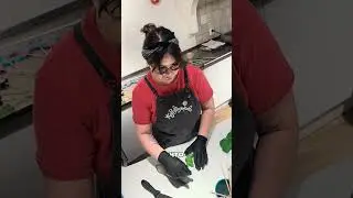 Как делают леденцы на палочке?