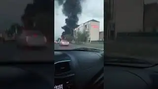 Это горит мусор, но стоило лишь добавить звук воздушной тревоги и кажется что началась бомбадировка
