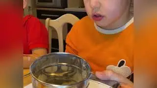 Готовим новогодние печеньки с детьми 😅