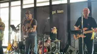 "Lay Down Sally" features Roland Beaulieu
