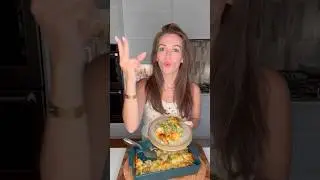 I lose weight eating this Creamy Pesto Vegetable Bake #shorts