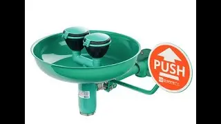 Perform an Emergency Eye Wash / Выполните экстренное промывание глаз