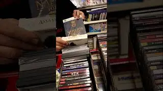 Компьютерные игры в магазине денди  