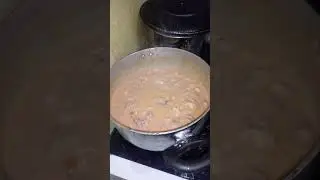 Strogonoff de frango com linguiça  Toscana