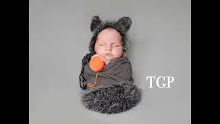 Newborn Photography Charlie | Behind the scenes | Potatoe Sack Pose